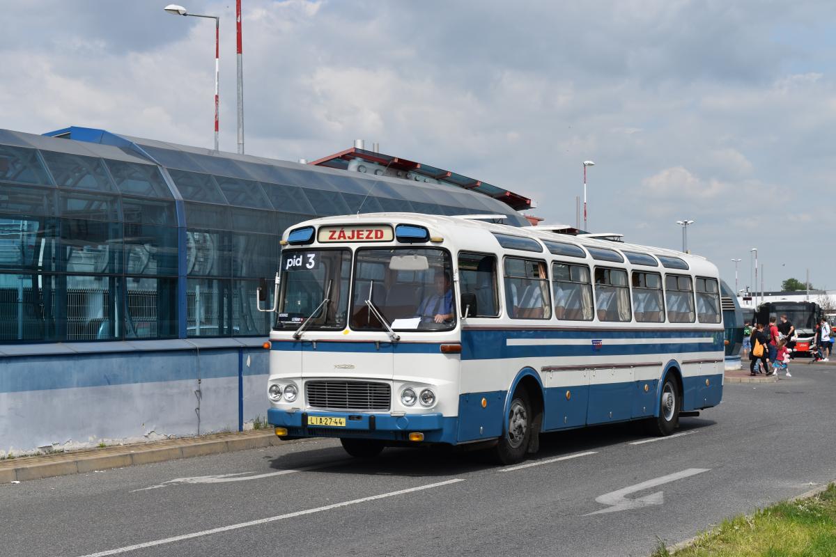 Autobusový den PID v Praze - Letňanech obrazem