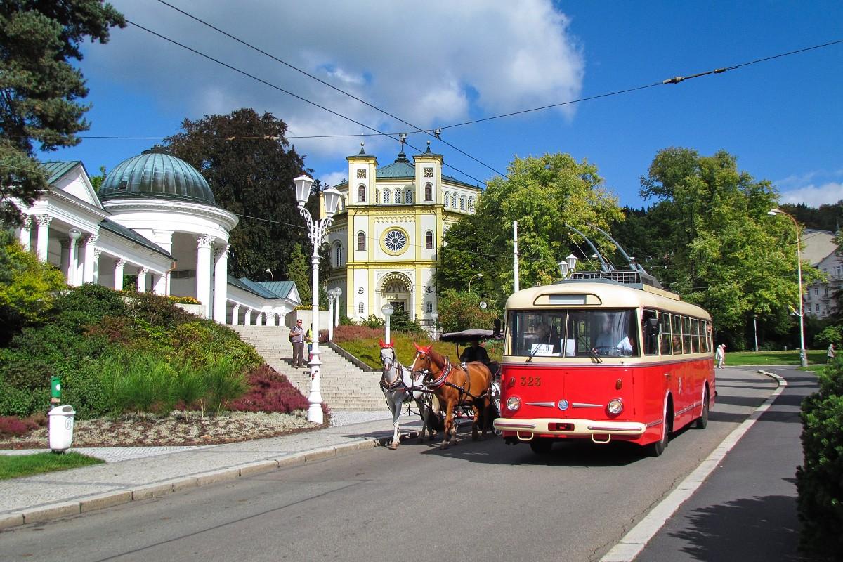 V Mariánských Lázních o víkendu vyjedou historické trolejbusy