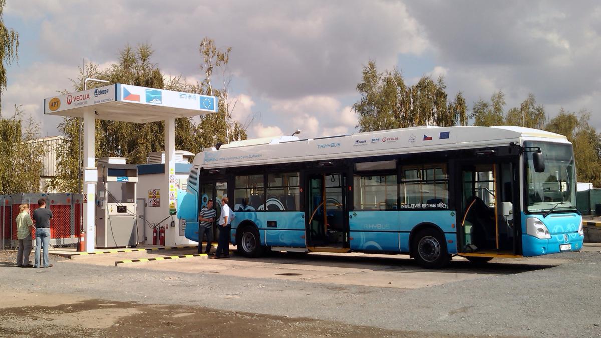 První vodíkové autobusy by ve Středočeském kraji mohly vyjet v roce 2024