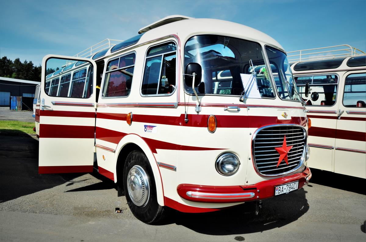 Z přehlídky historických autobusů RTO klubu