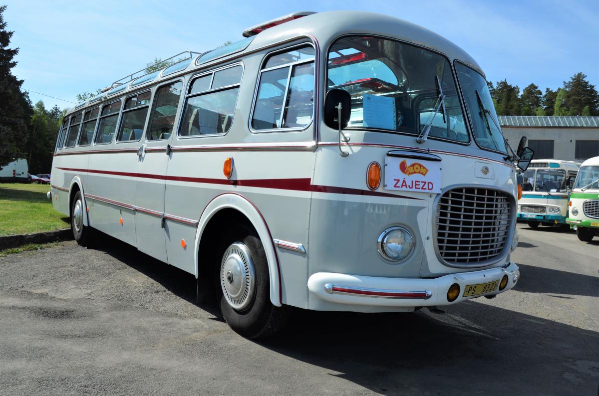 Z přehlídky historických autobusů RTO klubu