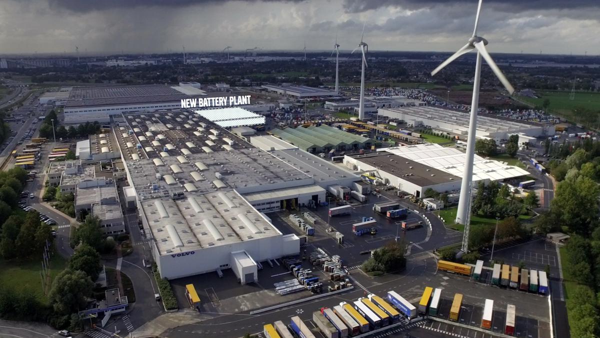 Volvo Trucks otevírá továrnu na výrobu baterií v Belgii