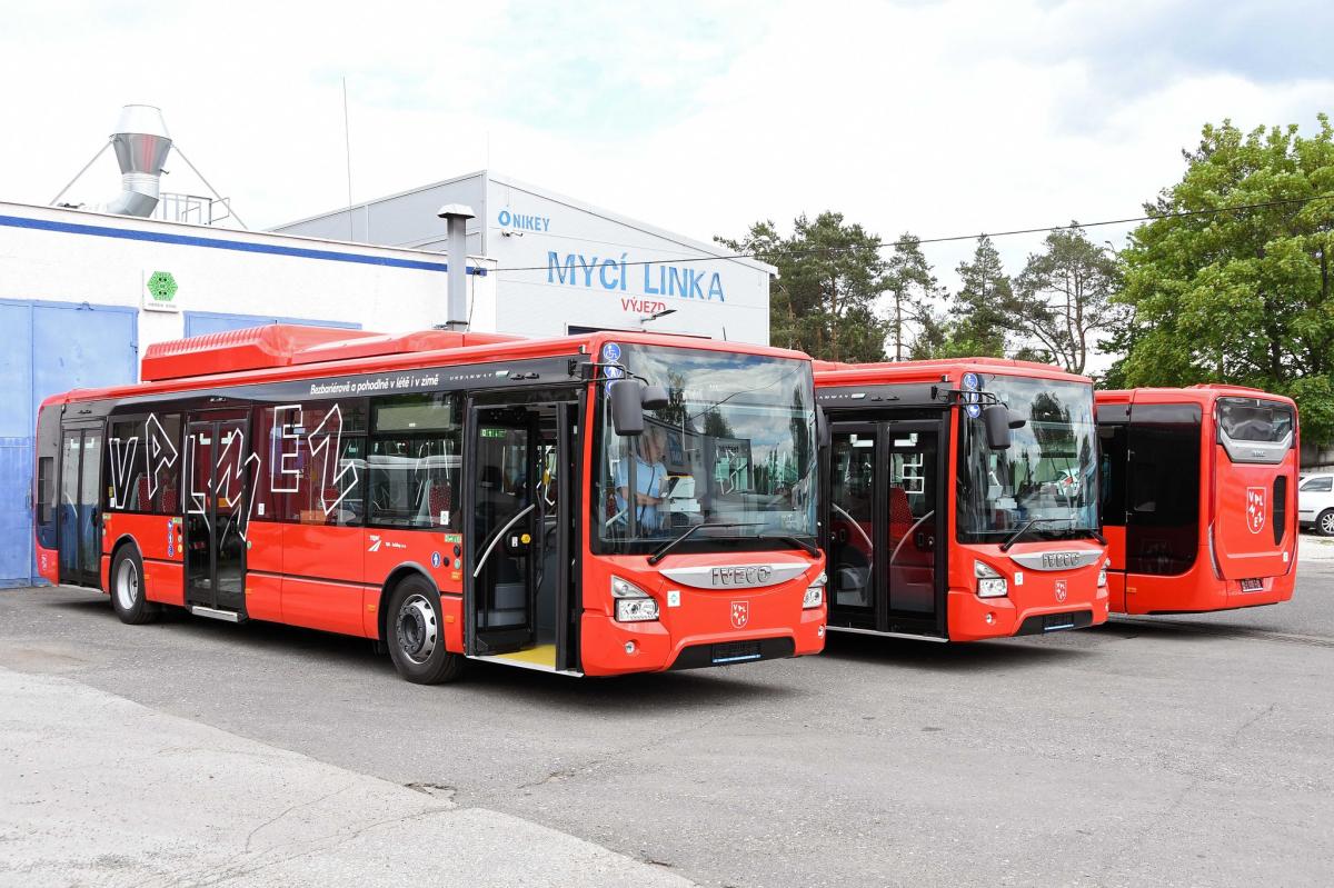 Do ulic Valašského Meziříčí vyrazí zcela nové autobusy Urbanway