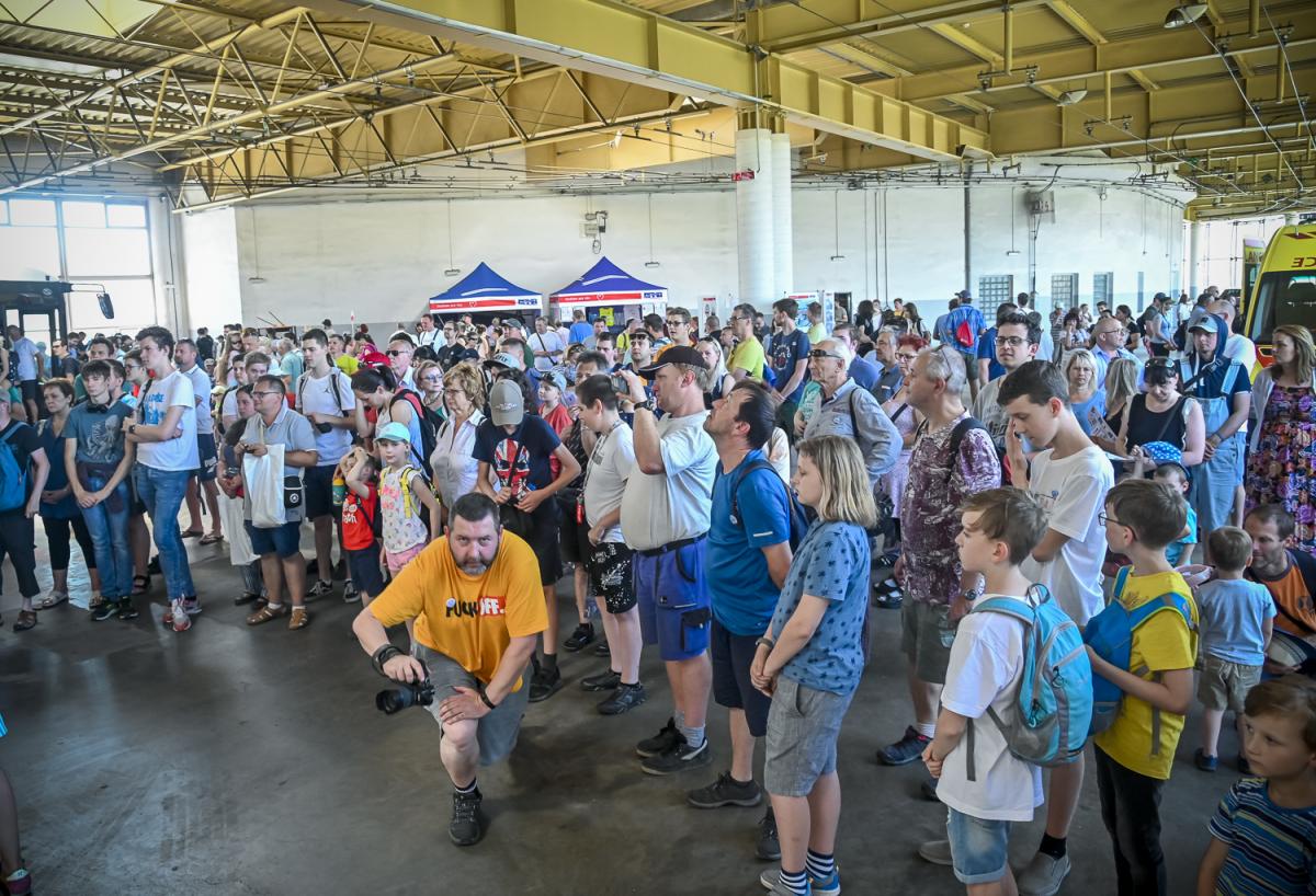 Vozovnu v Komíně navštívilo v sobotu 18. června více než pět tisíc lidí