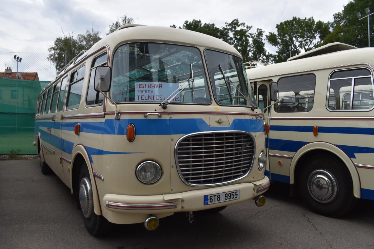 Veterán bus Kříž 2022