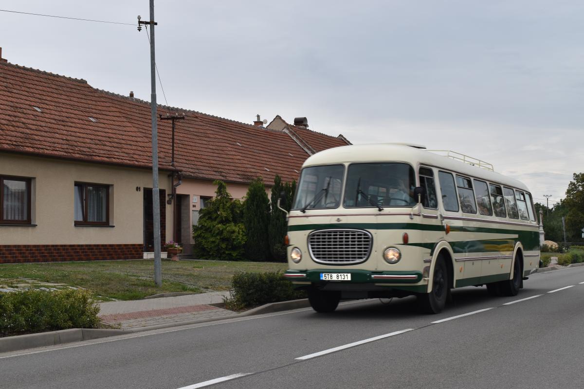 Veterán bus Kříž 2022