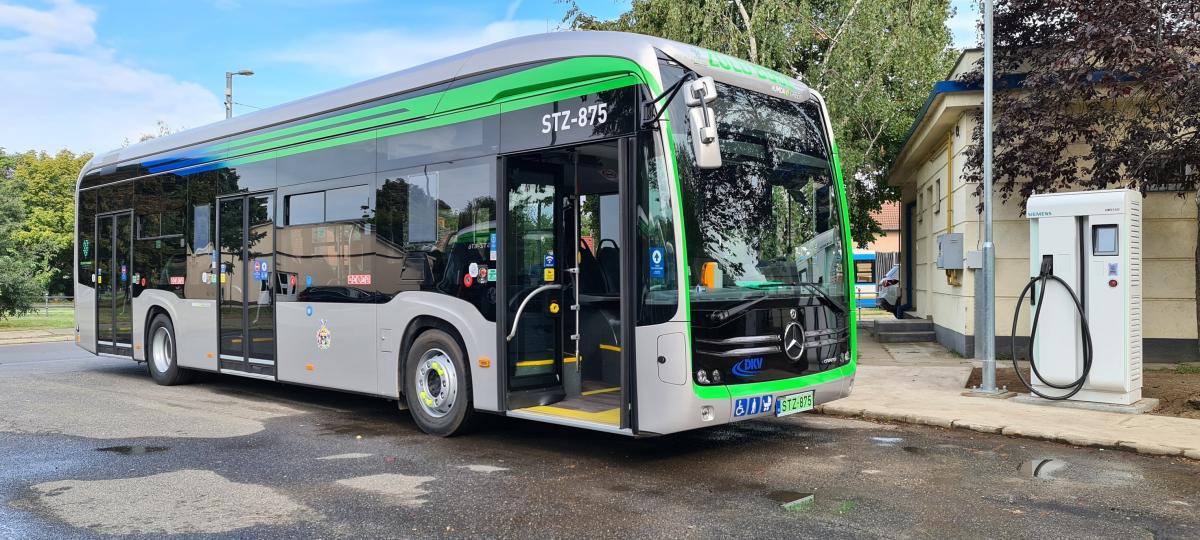 Do Debrecenu přijely elektrobusy 