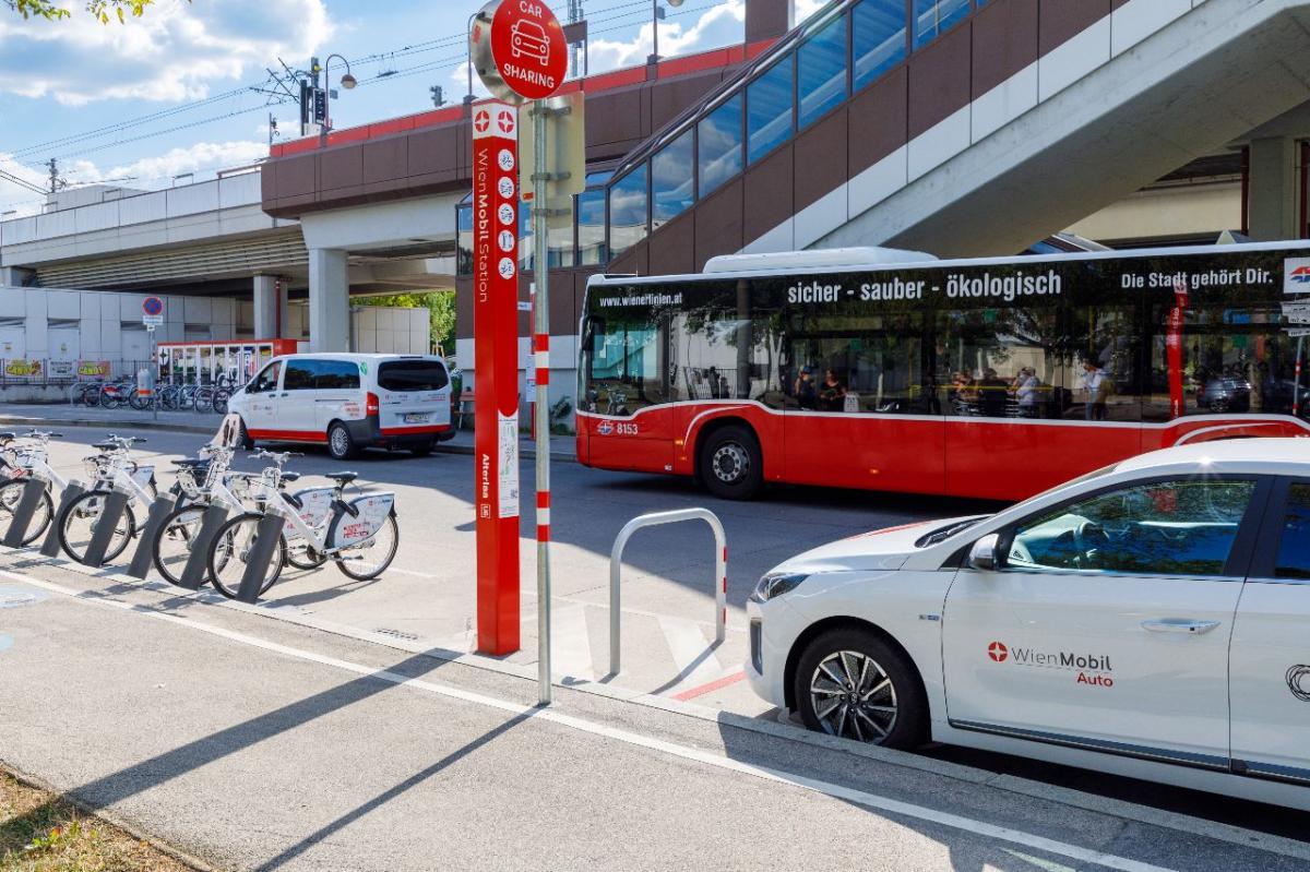 Vídeňský dopravní podnik posílá do ulic stovku sdílených elektroaut