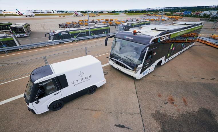Hydra a Vega: Nové elektrické letištní autobusy COBUS