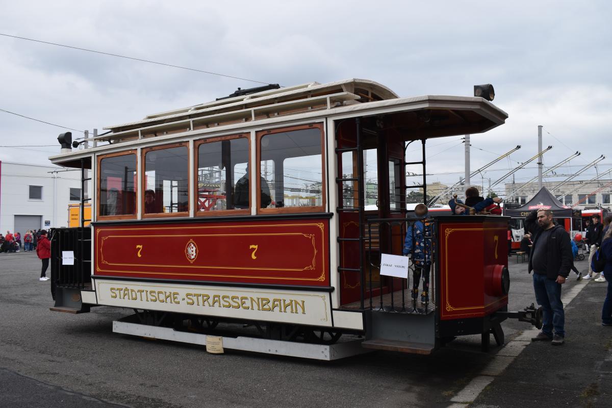 70 let trolejbusové dopravy v Opavě