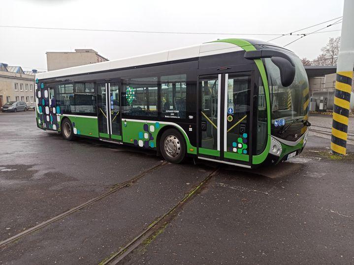 ČSAD MHD Kladno nasadí na linky kladenské MHD 16 nových elektrobusů