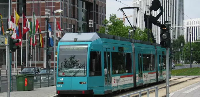 Frankfurtská nová tramvaj "T"
