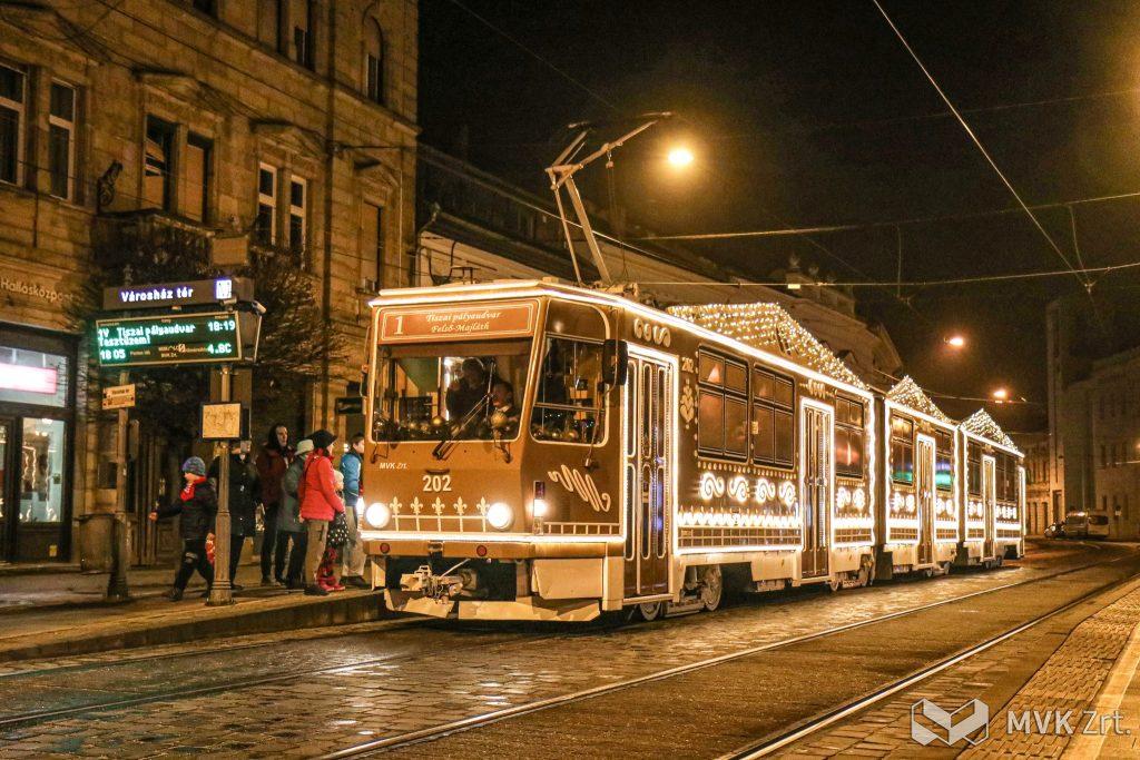 Nejhezčí vánoční trolejbus a tramvaj 2022