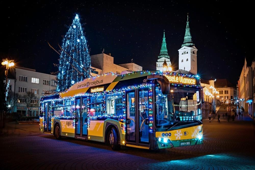 Nejhezčí vánoční trolejbus a tramvaj 2022