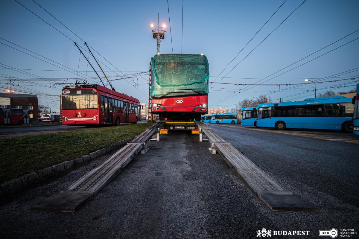 V lednu dorazí do Budapešti z Plzně další trolejbusy