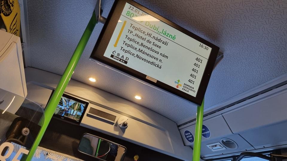 ICOM transport mění odbavovací zařízení v téměř 500 autobusech