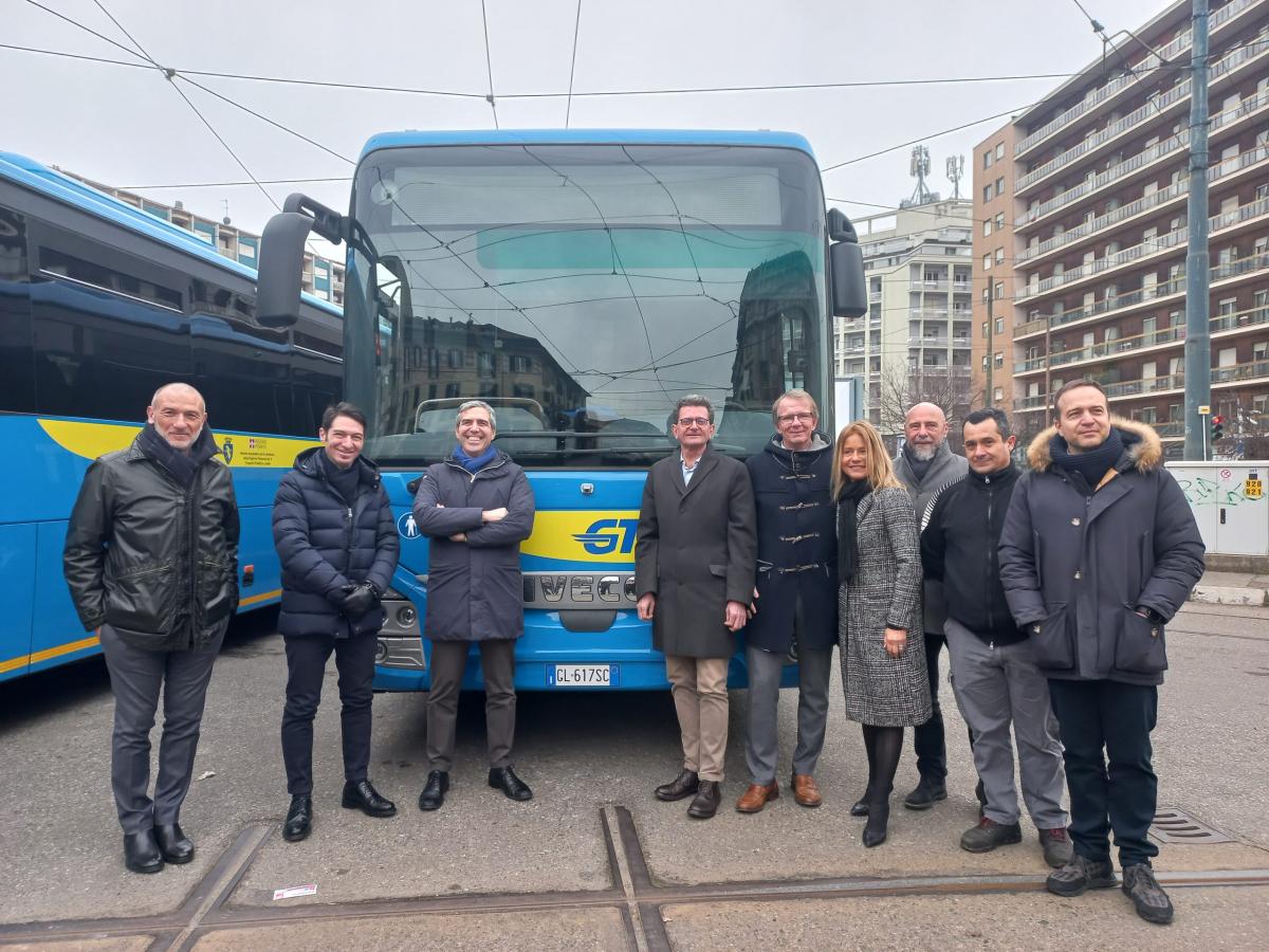 V Turíně představili nové autobusy Crossway