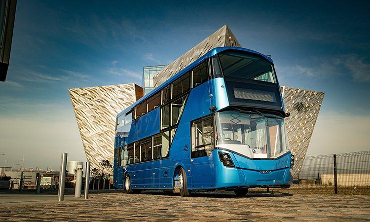 Oxfordské autobusy budou od konce roku 2023 bez emisí 