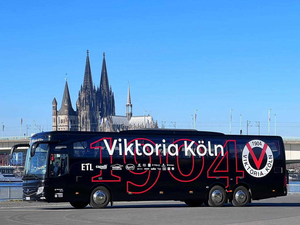 Mercedes-Benz Tourismo pro fotbalový klub Viktoria Köln 1904