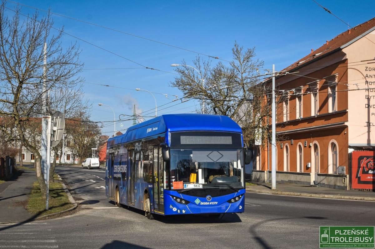 Podmínka pro testování vodíkového autobusu Škoda H’City v Praze splněna
