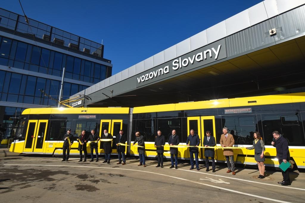 Plzeňská tramvajová vozovna slavnostně otevřena po kompletní rekonstrukci