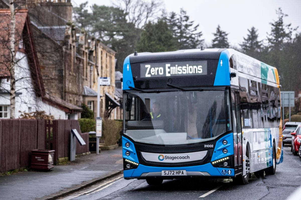 V anglickém Stockportu bude představeno 170 plně elektrických autobusů