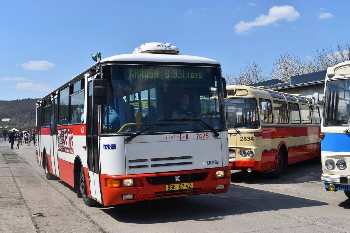 Den otevřených dveří v depozitáři TMB v Řečkovicích