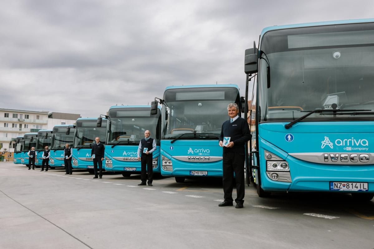 ARRIVA na Slovensku představila 43 autobusů IVECO 