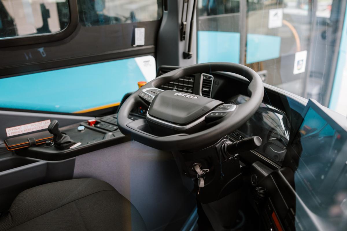 ARRIVA na Slovensku představila 43 autobusů IVECO 