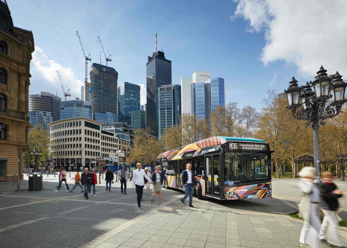 Vozový park e-busů ve Frankfurtu roste