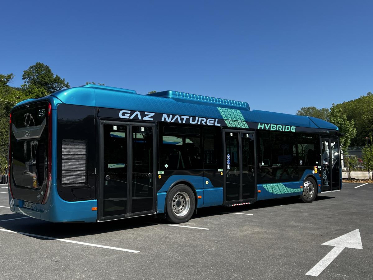 IVECO BUS nabízí nově plně elektrický Crossway a Streetway