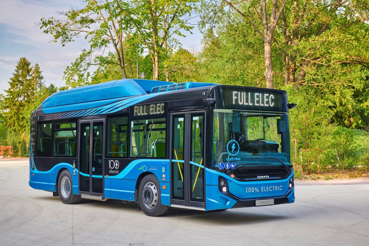 IVECO BUS nabízí nově plně elektrický Crossway a Streetway