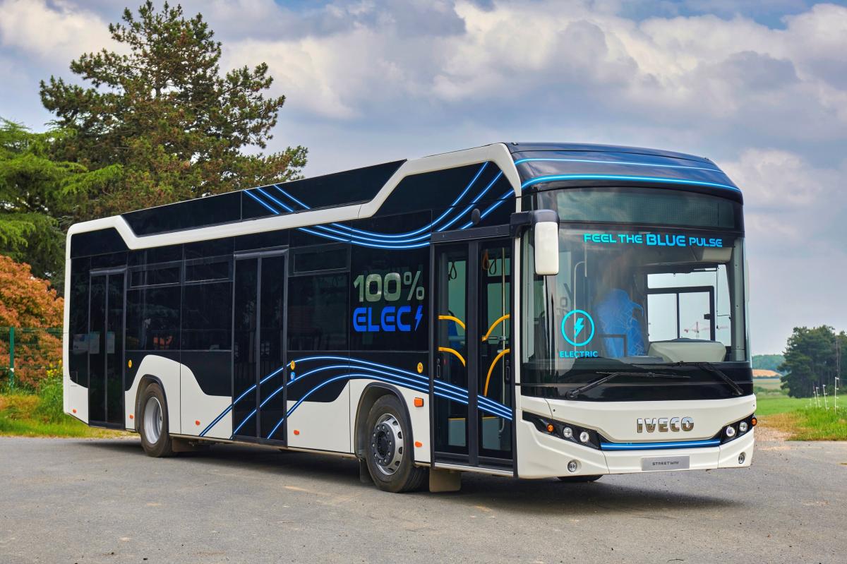 IVECO BUS nabízí nově plně elektrický Crossway a Streetway