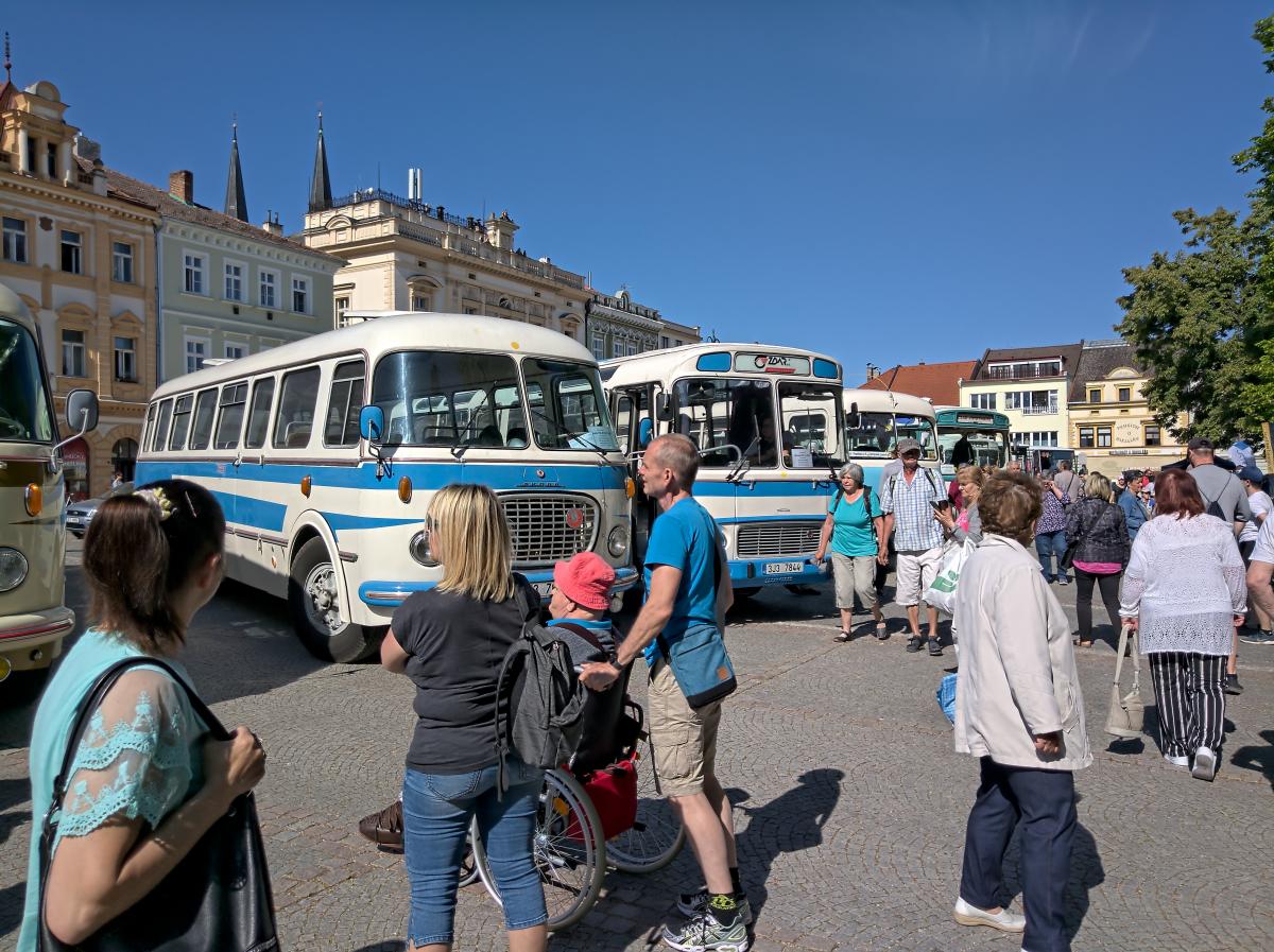 Den otevřených dveří v Iveco CR a Sodomkovo Vysoké Mýto - obrazem