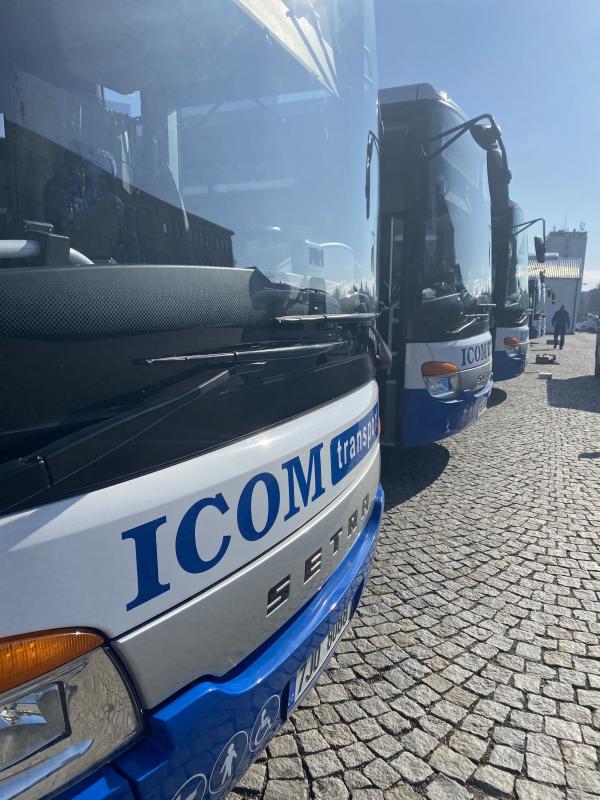 Autobusům v ICOM transport bude průměrně 2,7 let 
