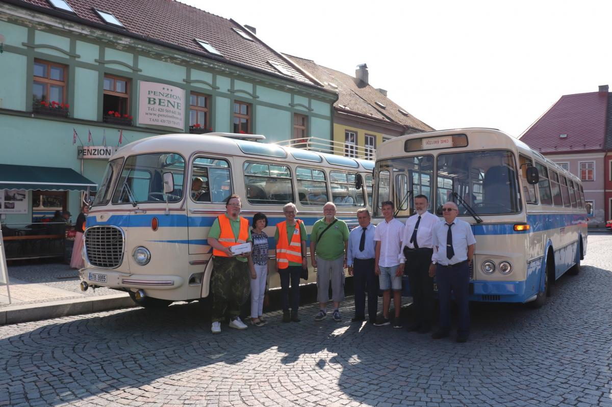 Historické autobusy zpestřily městské slavnosti v Chotěboři