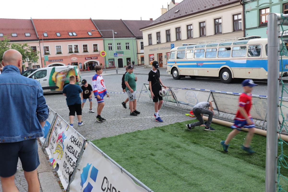 Historické autobusy zpestřily městské slavnosti v Chotěboři