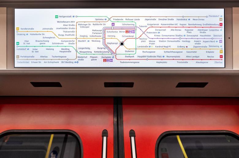 Ve Vídni vyjela první automatizovaná souprava metra