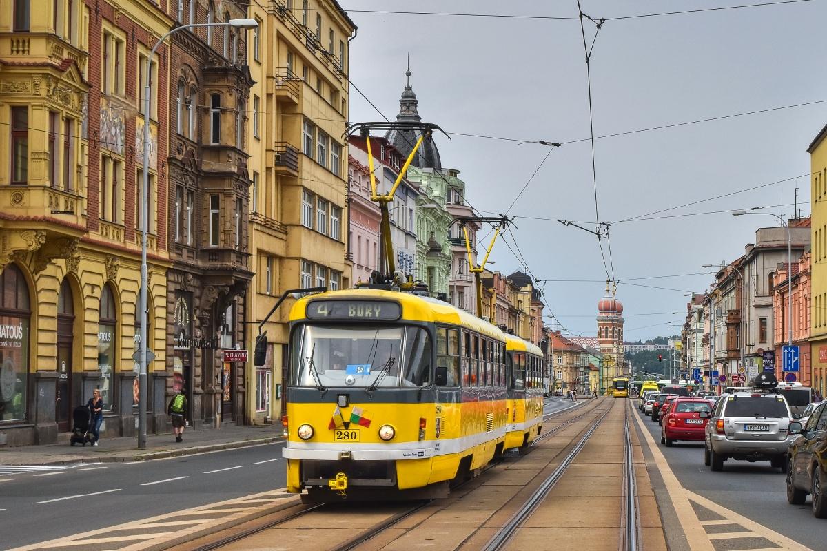 Plzeň se rozloučila se soupravami T3R.P