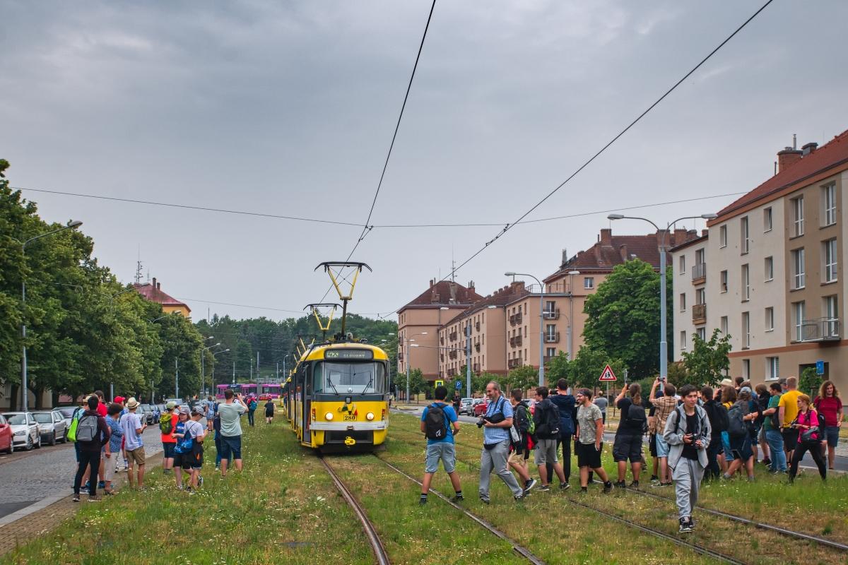 Plzeň se rozloučila se soupravami T3R.P