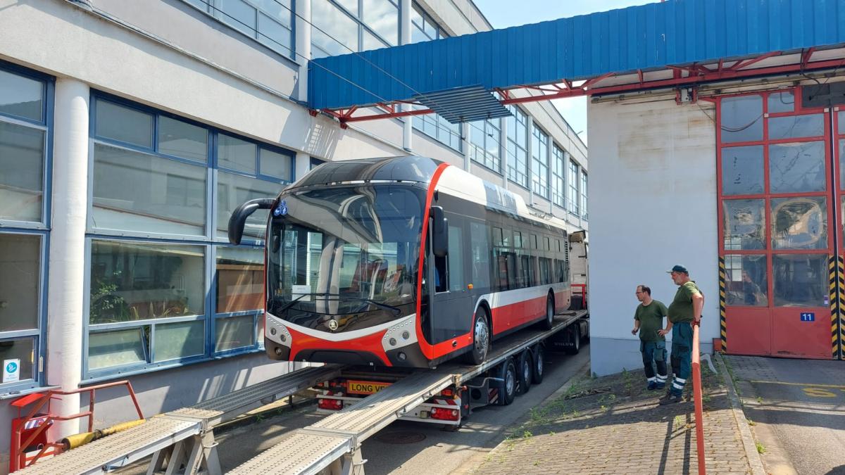 Do Brna přijíždějí nové parciální trolejbusy