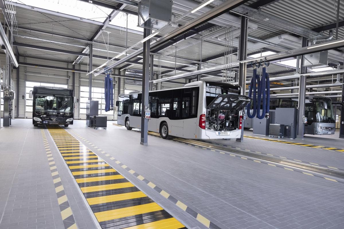 Nejmodernější servisní centrum Daimler Buses v Evropě je v Berlíně