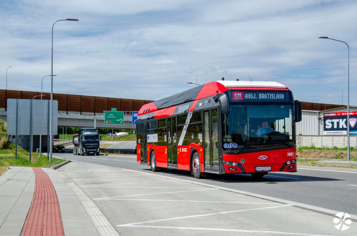 V Bratislavě vyjíždí 1. srpna první čtyři Solaris Urbina na vodík