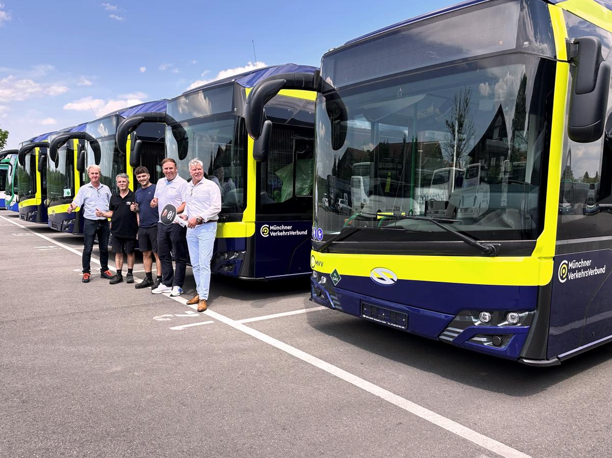 Hornobavorští dopravci převzali od Solaris vodíkové autobusy 