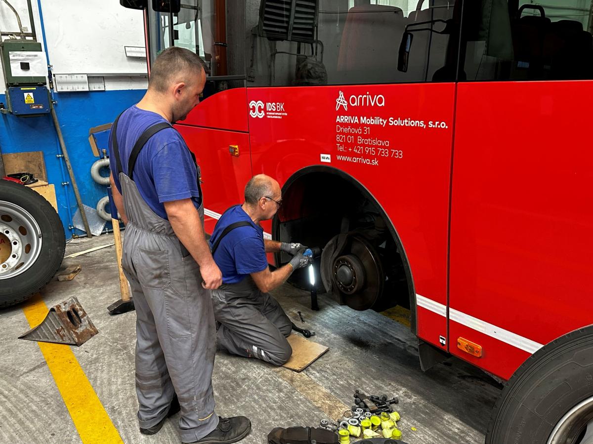 ARRIVA na Slovensku začala testovat ekologické brzdy