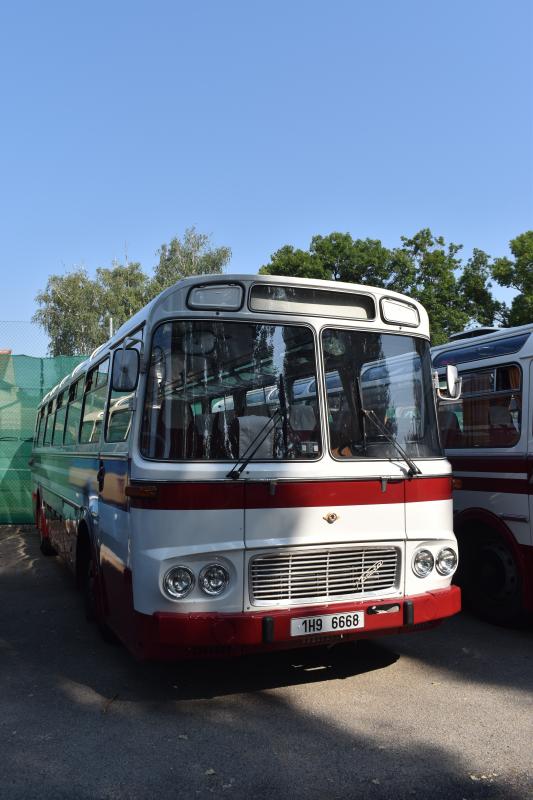 6. ročník akce Veterán bus Kříž - obrazem