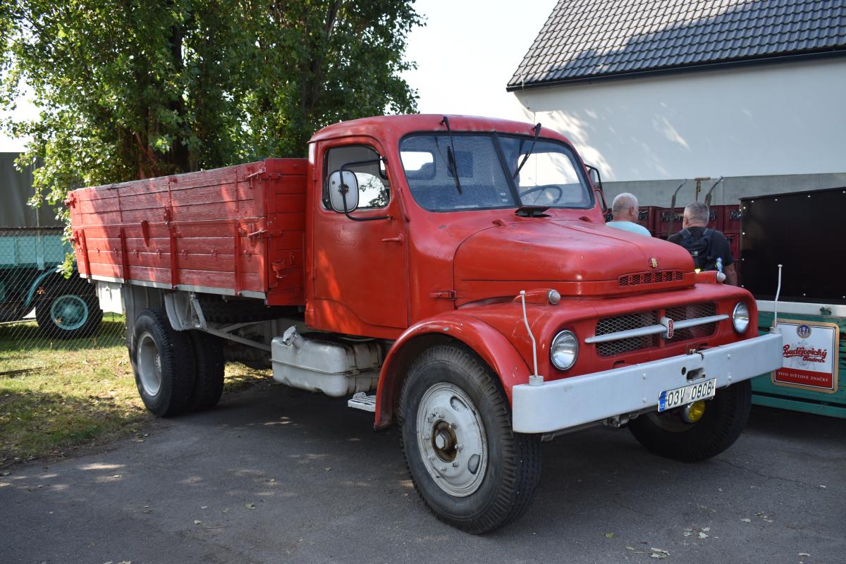 6. ročník akce Veterán bus Kříž - obrazem