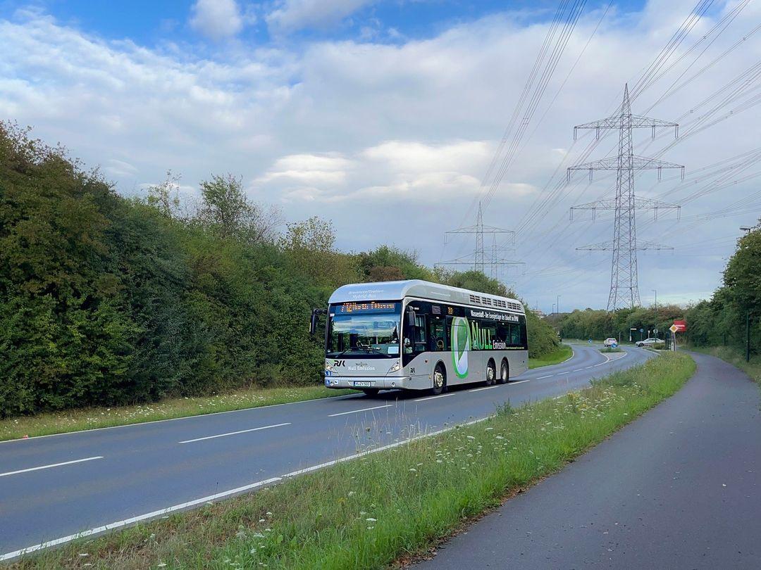 Kolín nad Rýnem rozšiřuje flotilu autobusů na vodík o článkové vozy