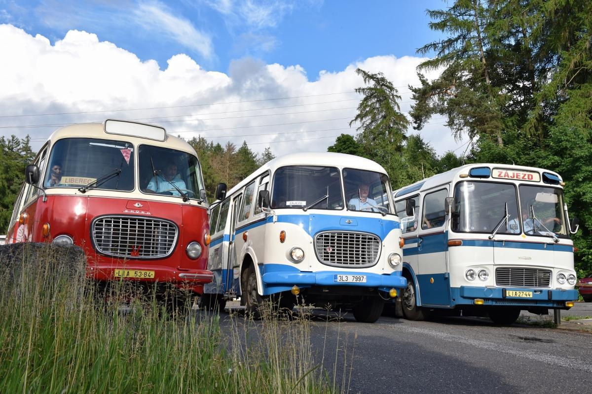  Historické autobusy v České Lípě