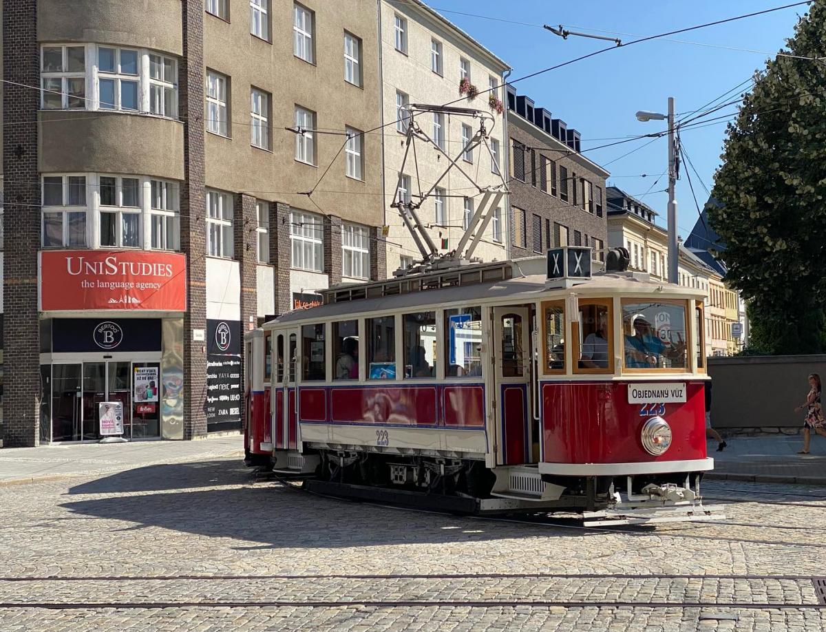 Nová hala odstavů tramvají v Olomouci se ukáže příští víkend veřejnosti